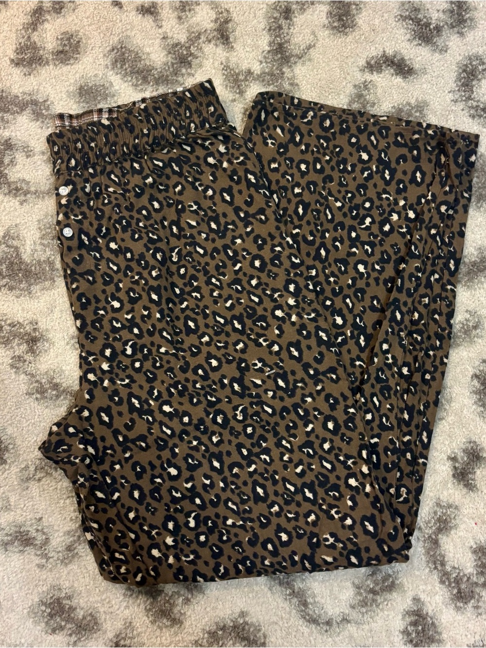 • leopard pants •